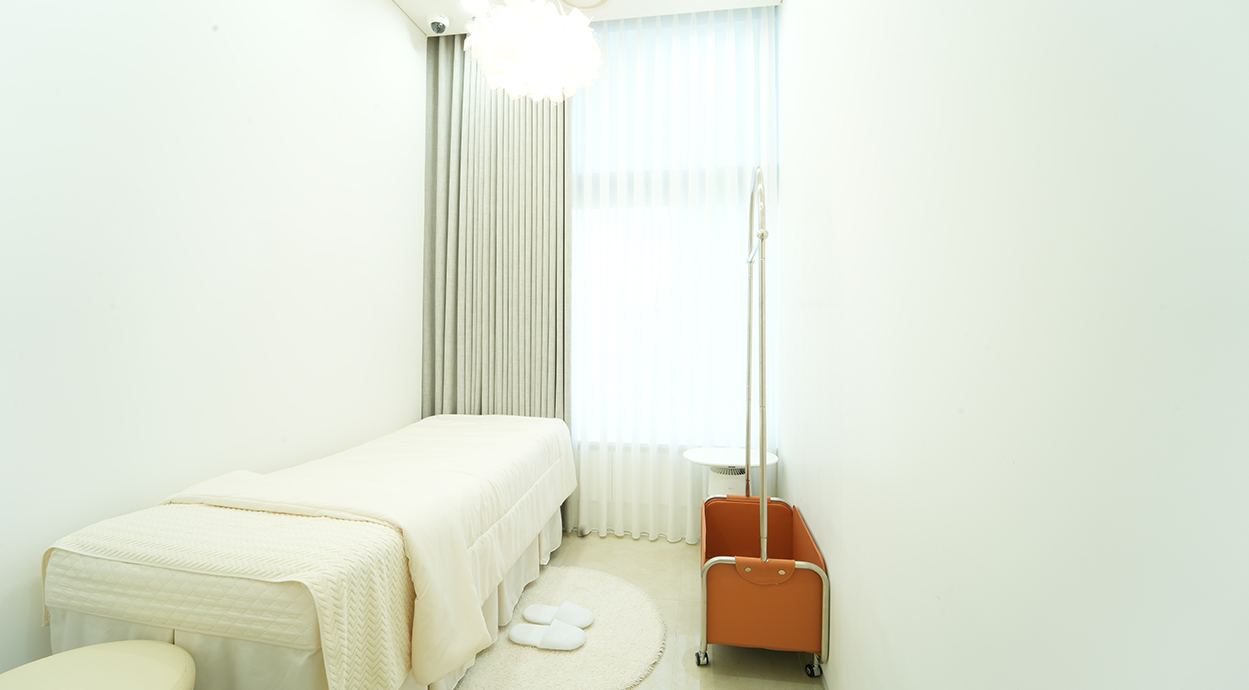 Recliner Recovery Room